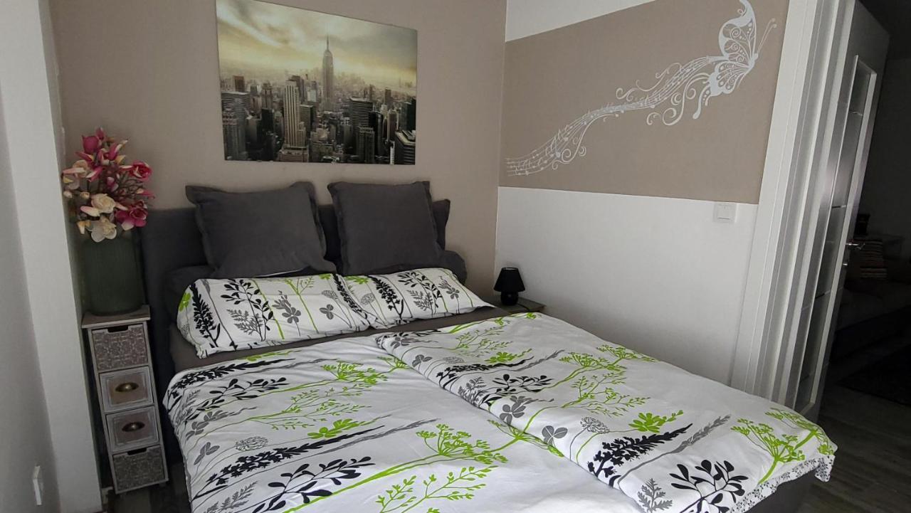 Apartment Impression Осієк Екстер'єр фото