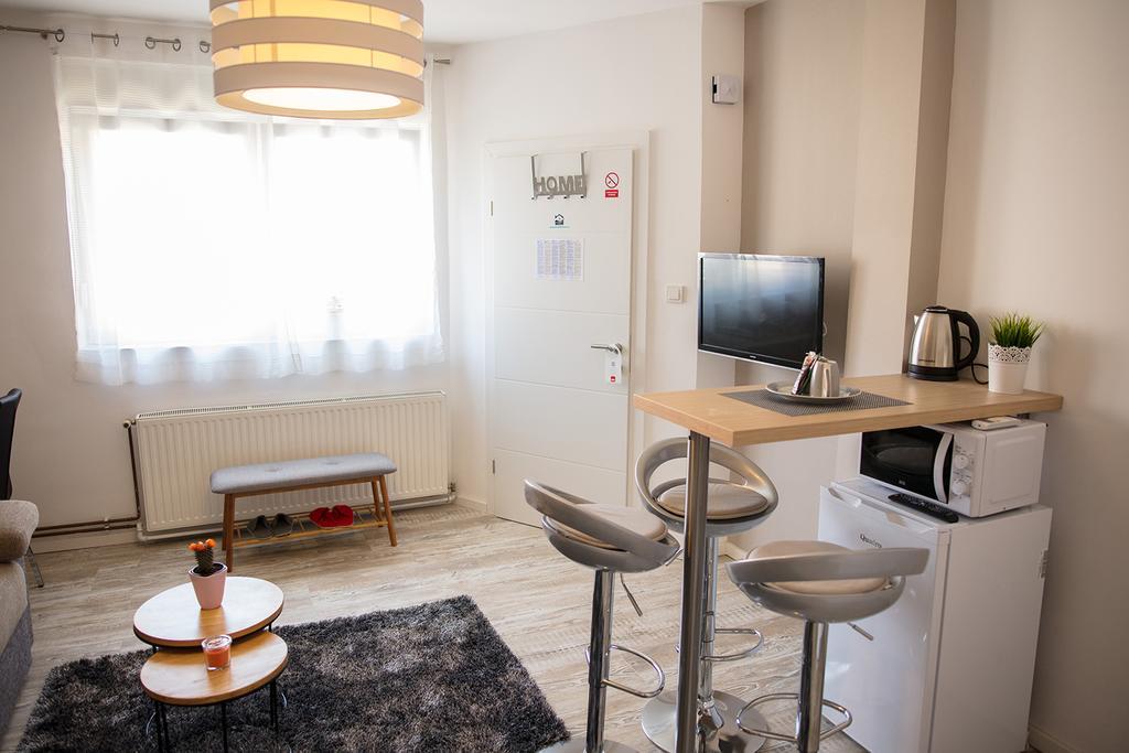 Apartment Impression Осієк Екстер'єр фото